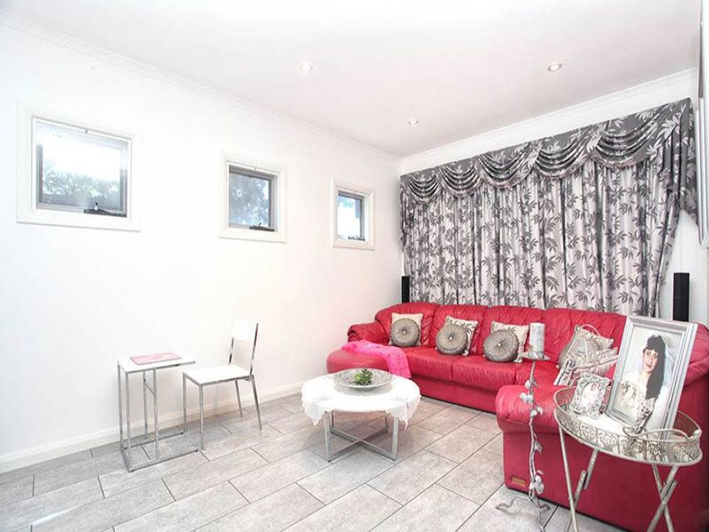 2C Trott Grove, OAKLANDS PARK, SA 5046