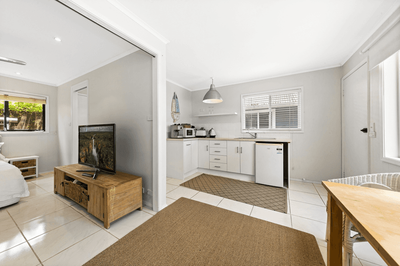 7 Pearl Pde, Pearl Beach, NSW 2256