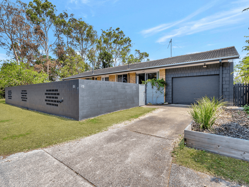 15 Kalimna Drive, BROADBEACH WATERS, QLD 4218