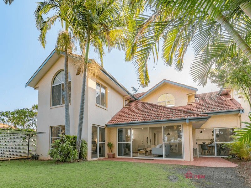 19 Shearwater Place, KORORA, NSW 2450