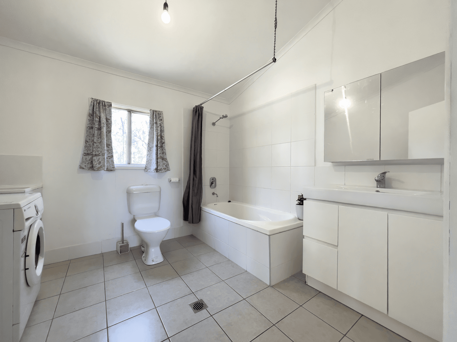 37-45 Hamilton Road, LOGAN VILLAGE, QLD 4207