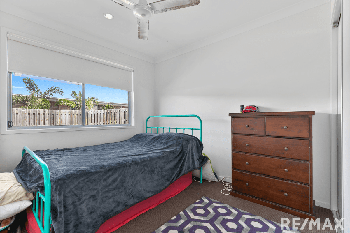 12 Dawes Crescent, Urraween, QLD 4655