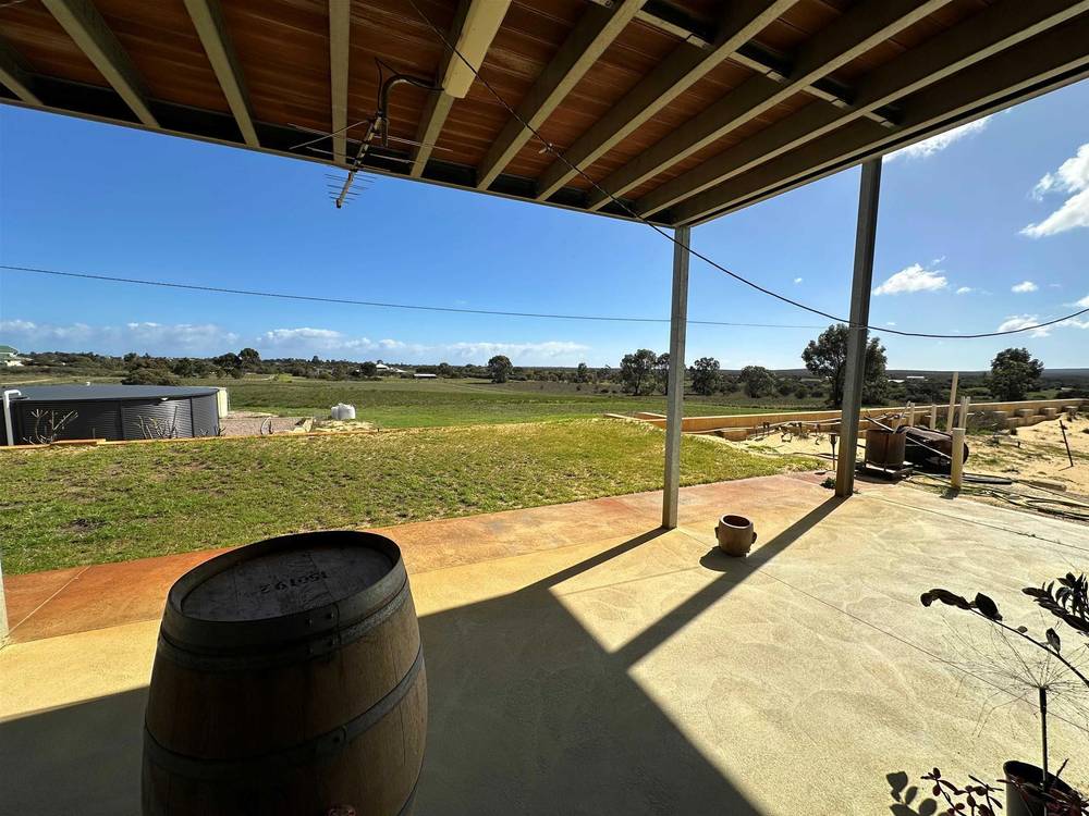 151 Zendora Road, Jurien Bay, WA 6516