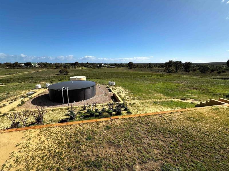 151 Zendora Road, Jurien Bay, WA 6516