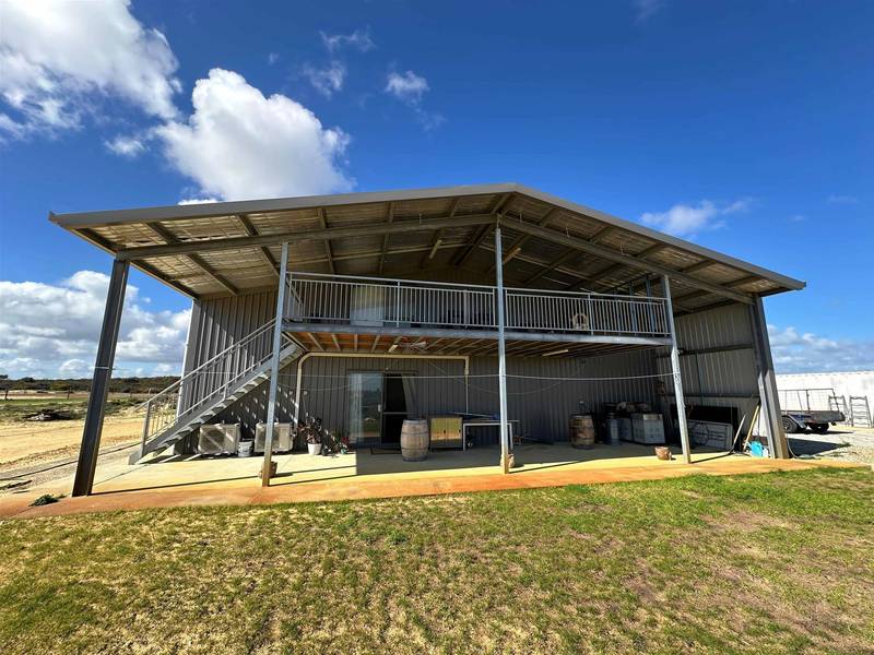 151 Zendora Road, Jurien Bay, WA 6516