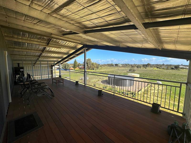 151 Zendora Road, Jurien Bay, WA 6516