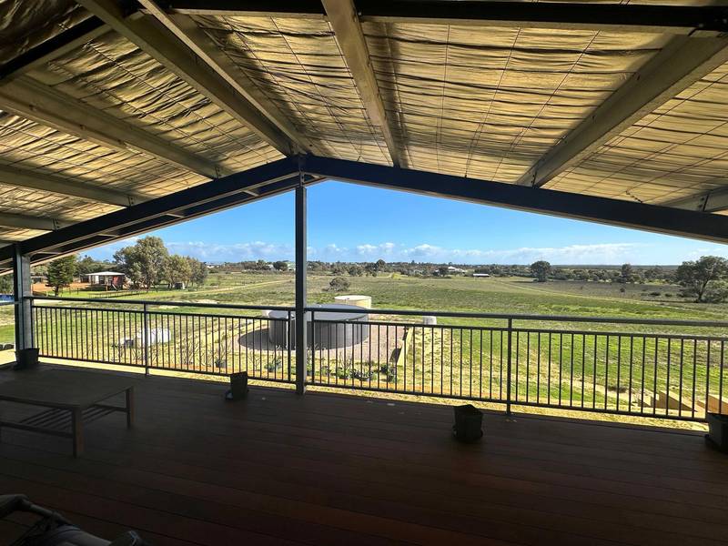 151 Zendora Road, Jurien Bay, WA 6516