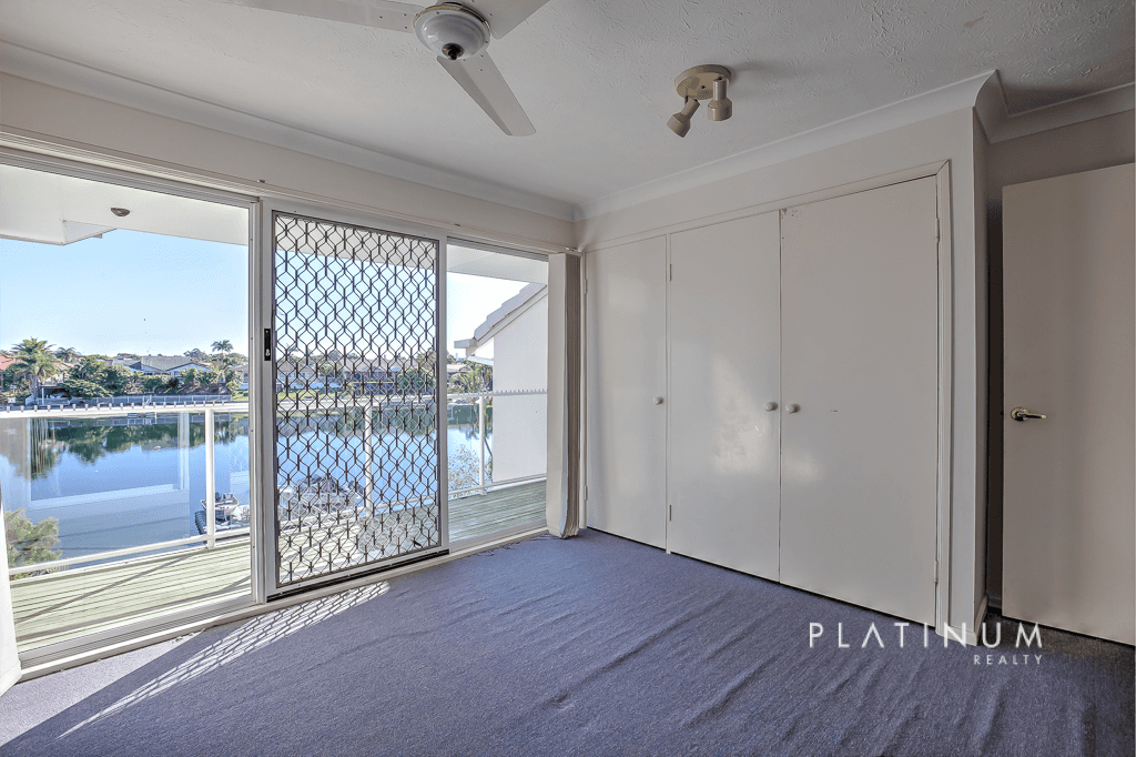 5/300 Cottesloe Drive, MERMAID WATERS, QLD 4218