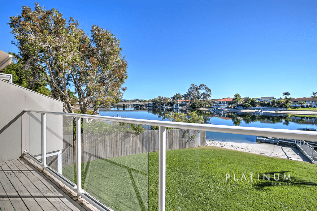 5/300 Cottesloe Drive, MERMAID WATERS, QLD 4218