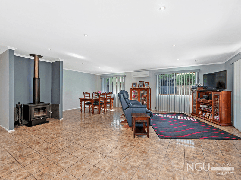 7 Lambton Place, Pine Mountain, QLD 4306