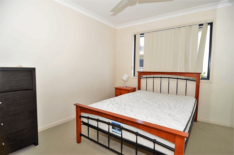 Unit 3/12 Geraldton Dr, Varsity Lakes, QLD 4227