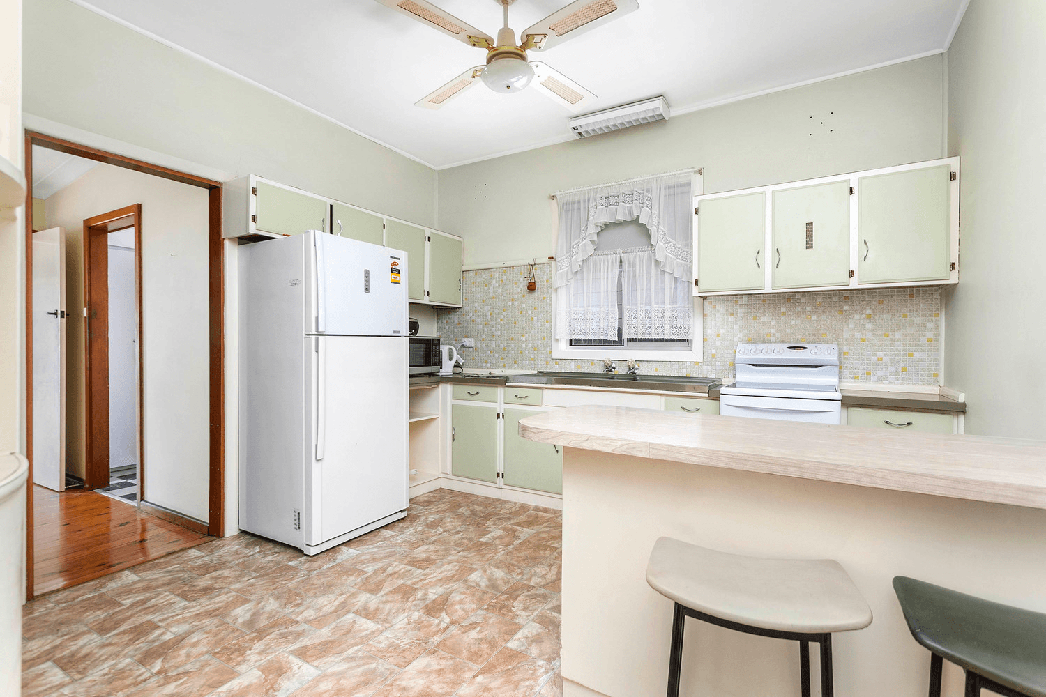 8 Bernard Road, Padstow Heights, NSW 2211