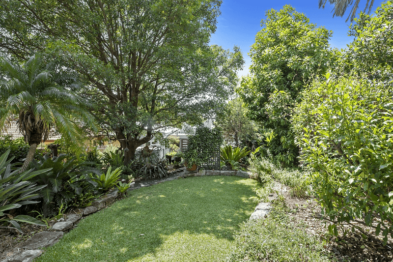 18 Pacific Crescent, MAIANBAR, NSW 2230