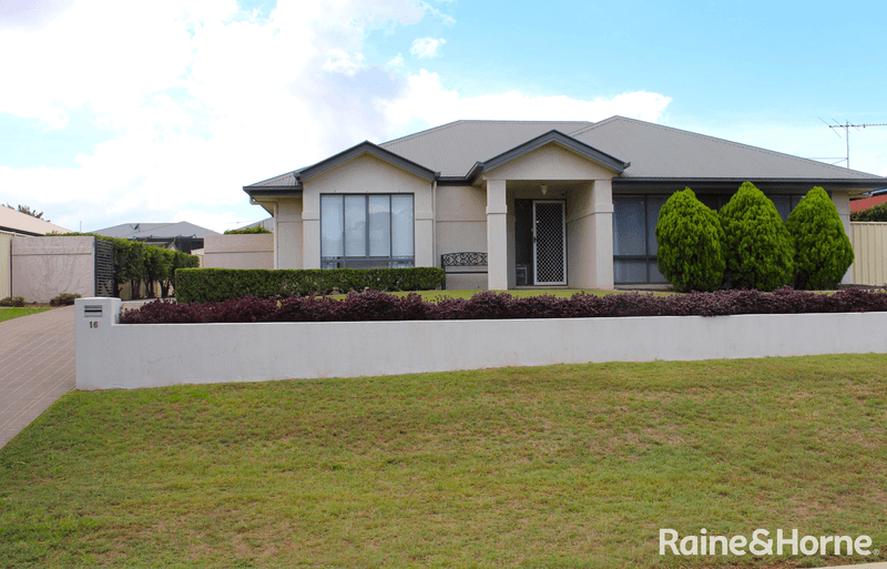 16 Avocado Crescent, KINGAROY, QLD 4610