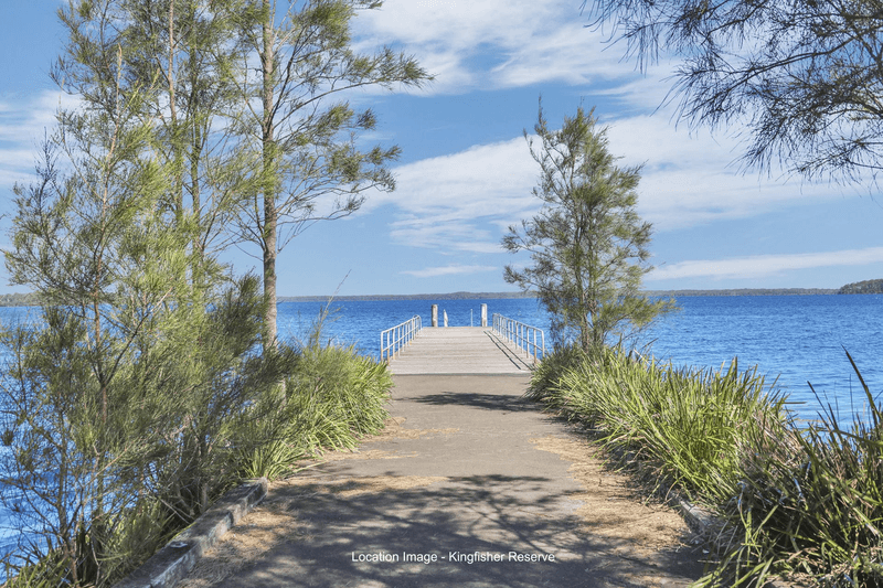 4 Island Point Road, ST GEORGES BASIN, NSW 2540