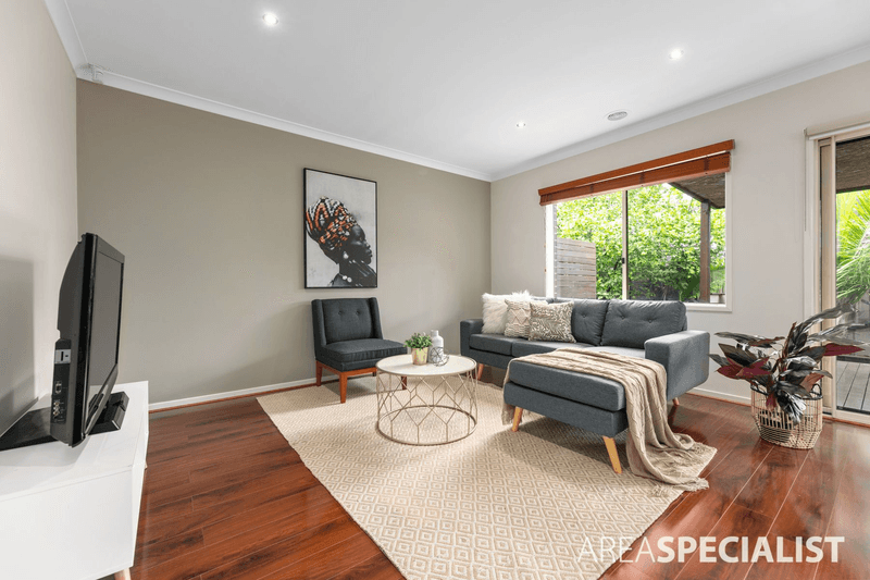 38 Wilkins Crescent, BURNSIDE HEIGHTS, VIC 3023