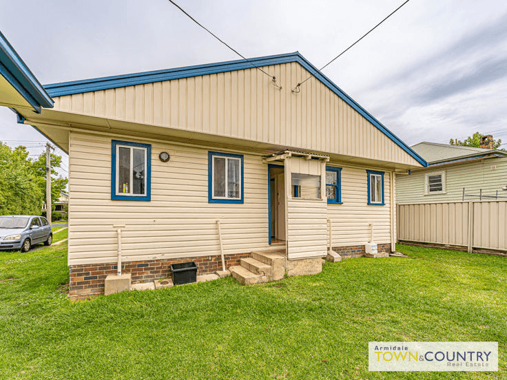 73 Taylor Street, ARMIDALE, NSW 2350