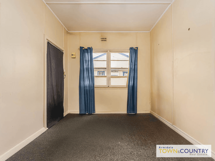 73 Taylor Street, ARMIDALE, NSW 2350