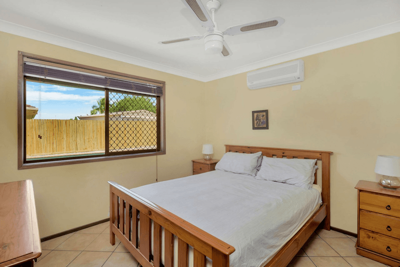 13 Treeview Drive, Burleigh Waters, QLD 4220