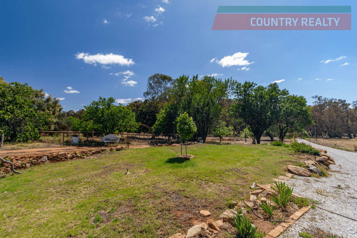 55 Refractory Road, Clackline, WA 6564