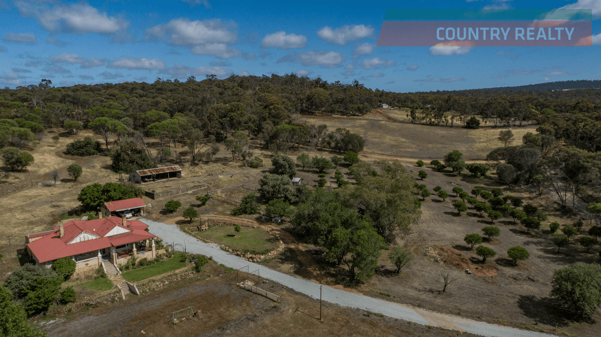 55 Refractory Road, Clackline, WA 6564