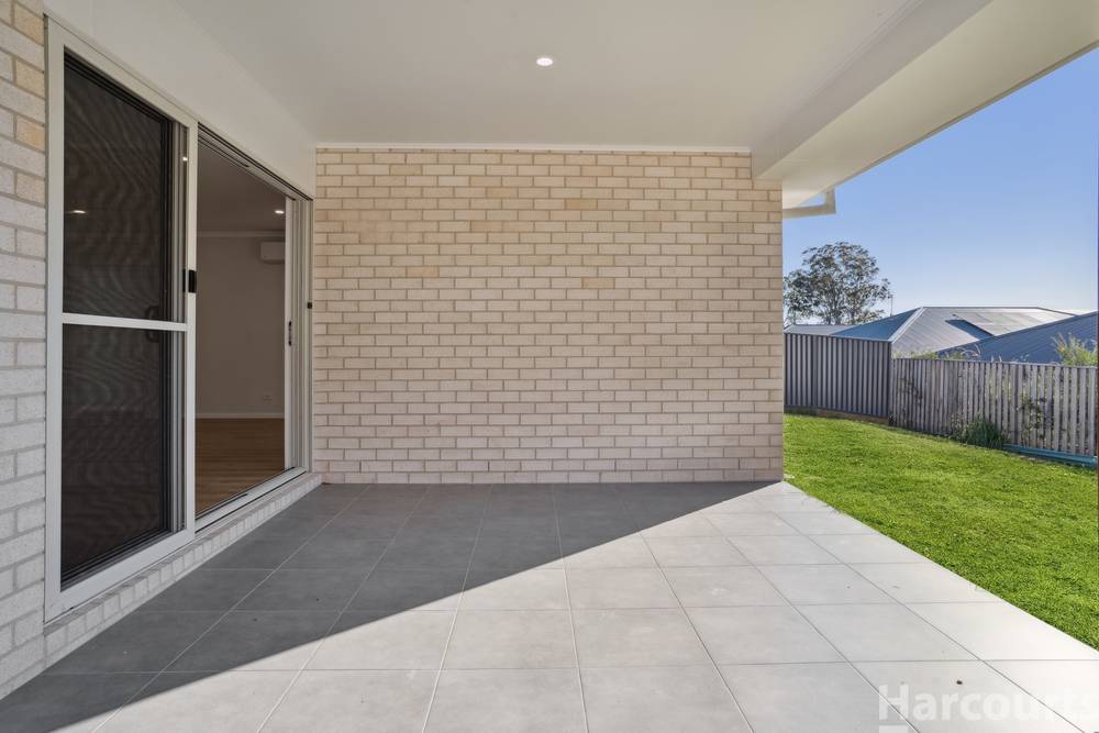31 Strathallan Terrace, Thrumster, NSW 2444