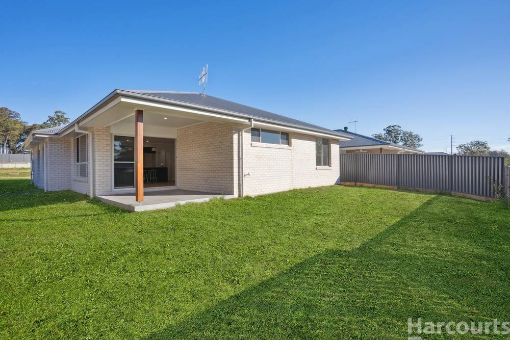 31 Strathallan Terrace, Thrumster, NSW 2444