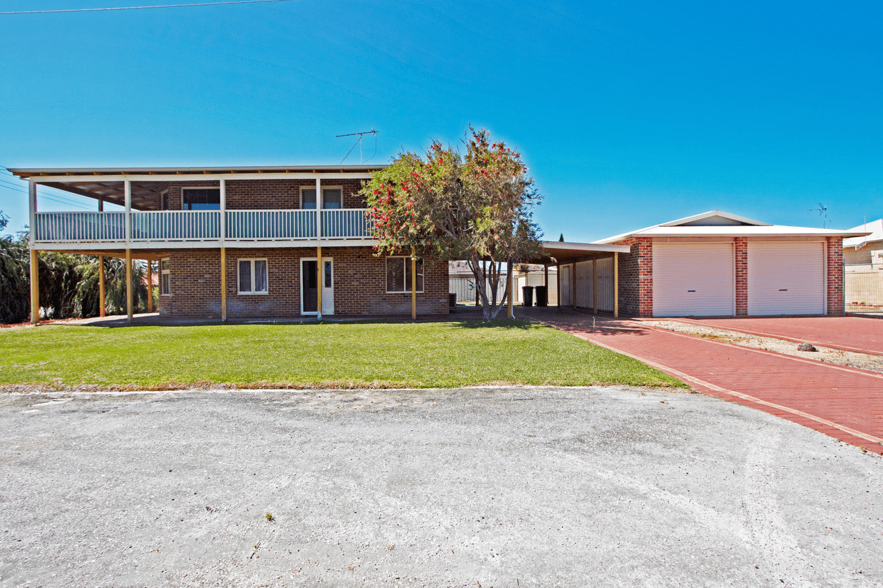 17 Coubrough Place, JURIEN BAY, WA 6516