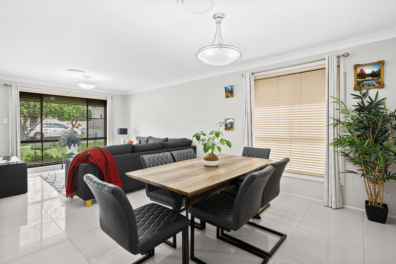 115 Daintree Drive, ALBION PARK, NSW 2527