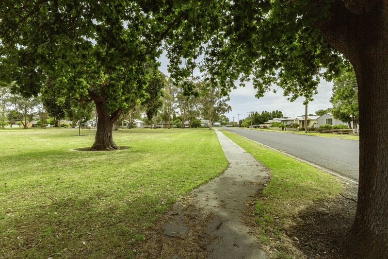 10 Jones Street, CAMPERDOWN, VIC 3260