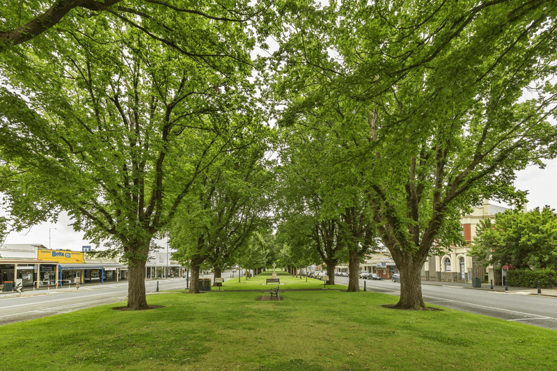 10 Jones Street, CAMPERDOWN, VIC 3260