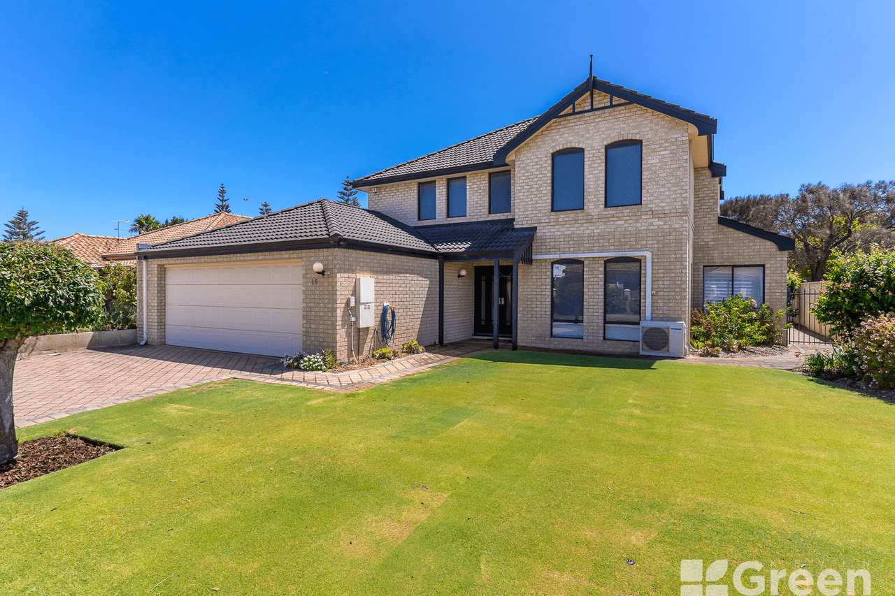 15 Rialto Place, Halls Head, WA 6210