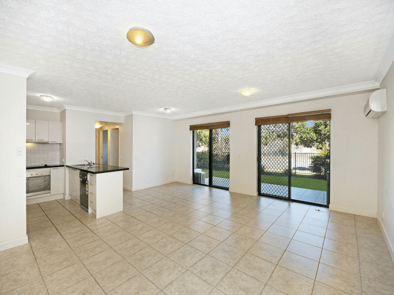 100 Ninth Ave, Railway Estate, QLD 4810