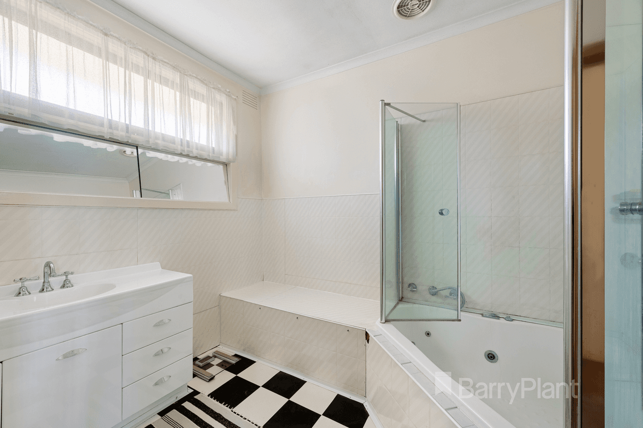 7 Exell Drive, Dandenong North, VIC 3175