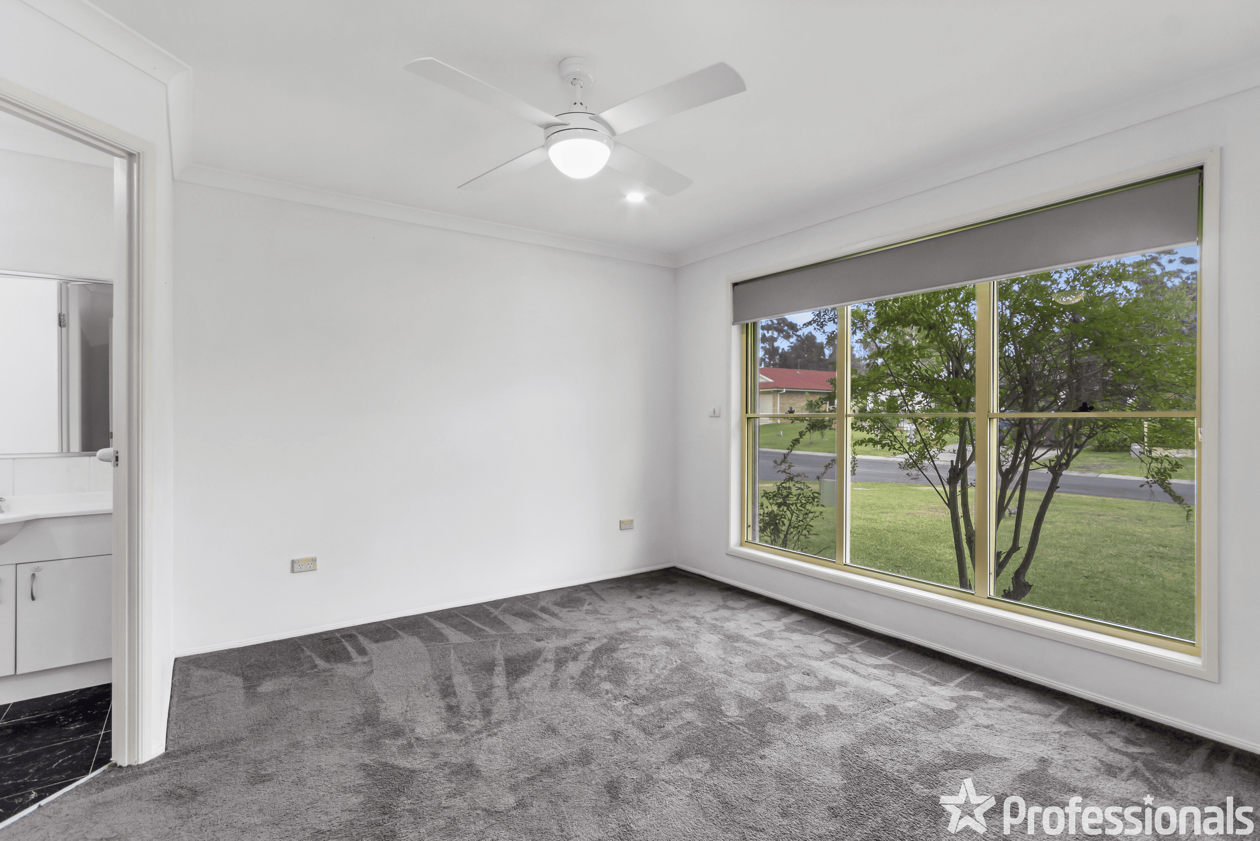 13 Kardella Avenue, NOWRA, NSW 2541