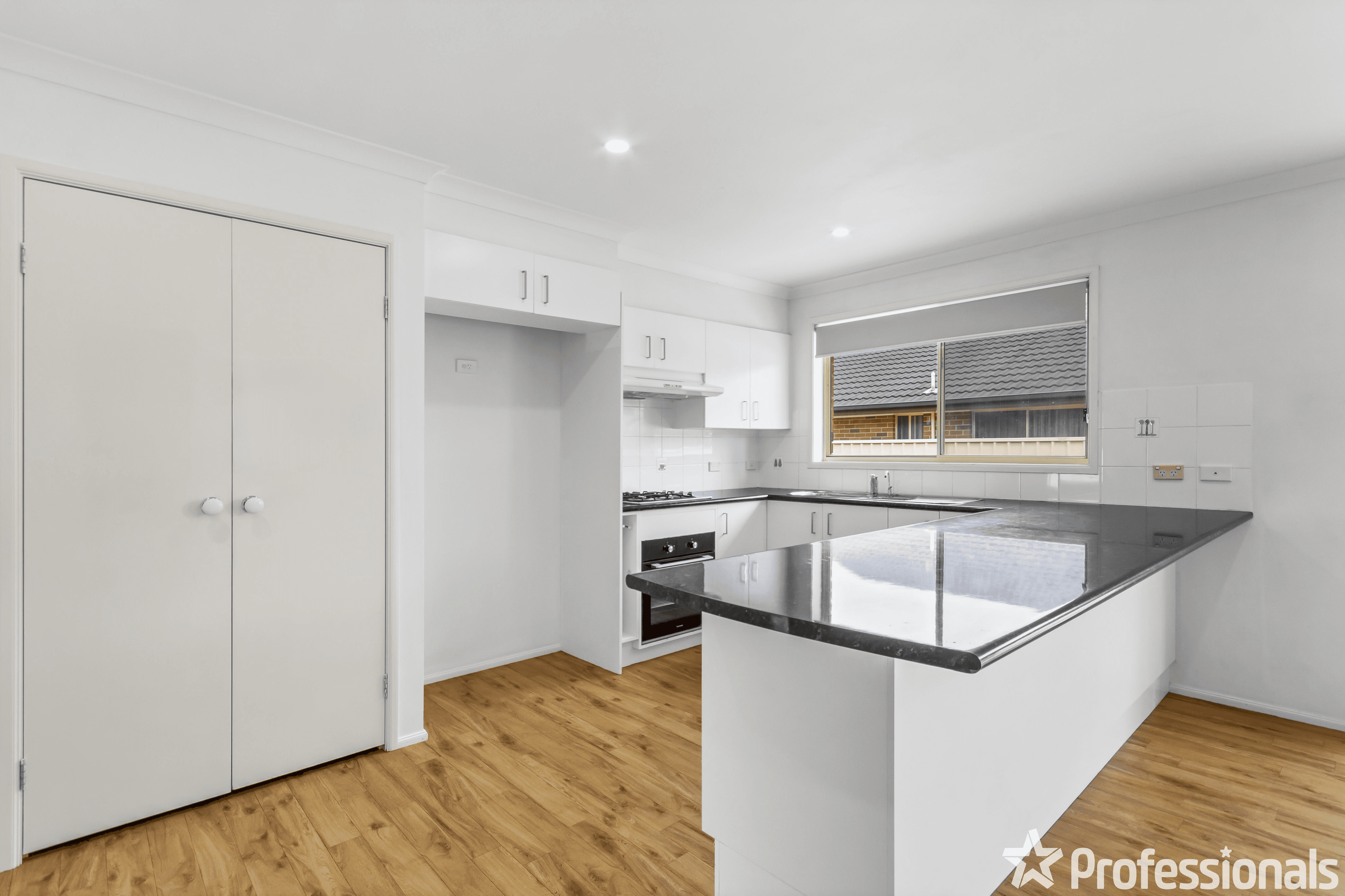 13 Kardella Avenue, NOWRA, NSW 2541