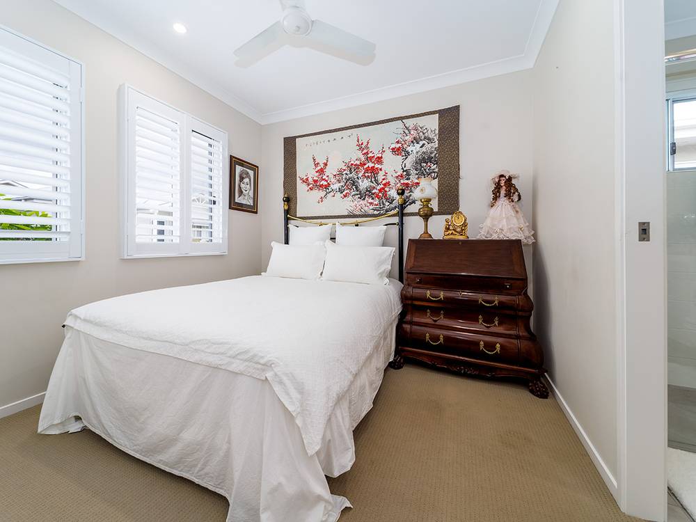 8 Gull Way, URANGAN, QLD 4655