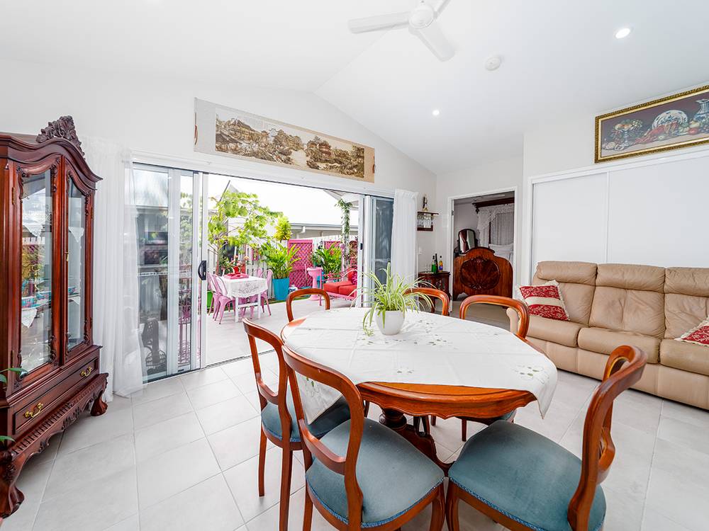 8 Gull Way, URANGAN, QLD 4655