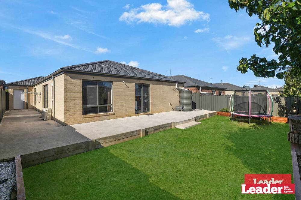 7 Whispering Circuit, Kilmore, VIC 3764