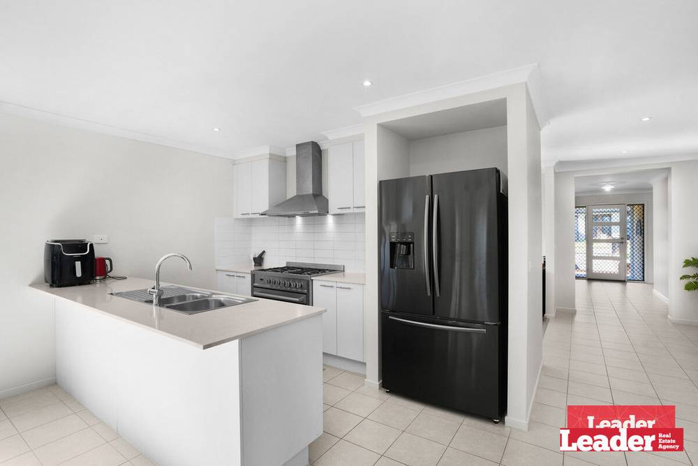 7 Whispering Circuit, Kilmore, VIC 3764