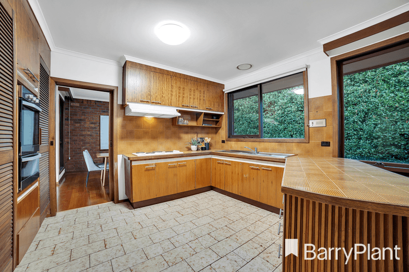 6 Ashley Close, Wheelers Hill, VIC 3150