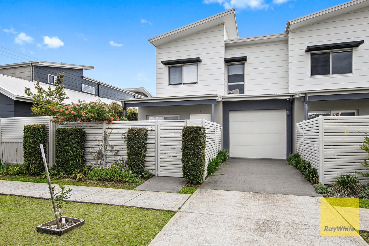 5/4 Everglades Crescent, WOY WOY, NSW 2256