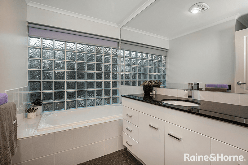 35 Bolithos Road, RIDDELLS CREEK, VIC 3431