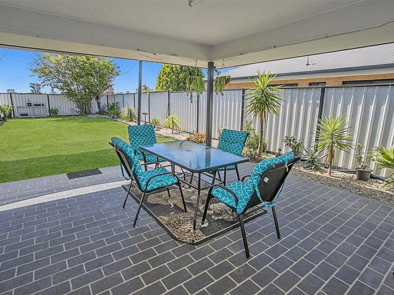 55 Sommerfeld Crescent, CHINCHILLA, QLD 4413