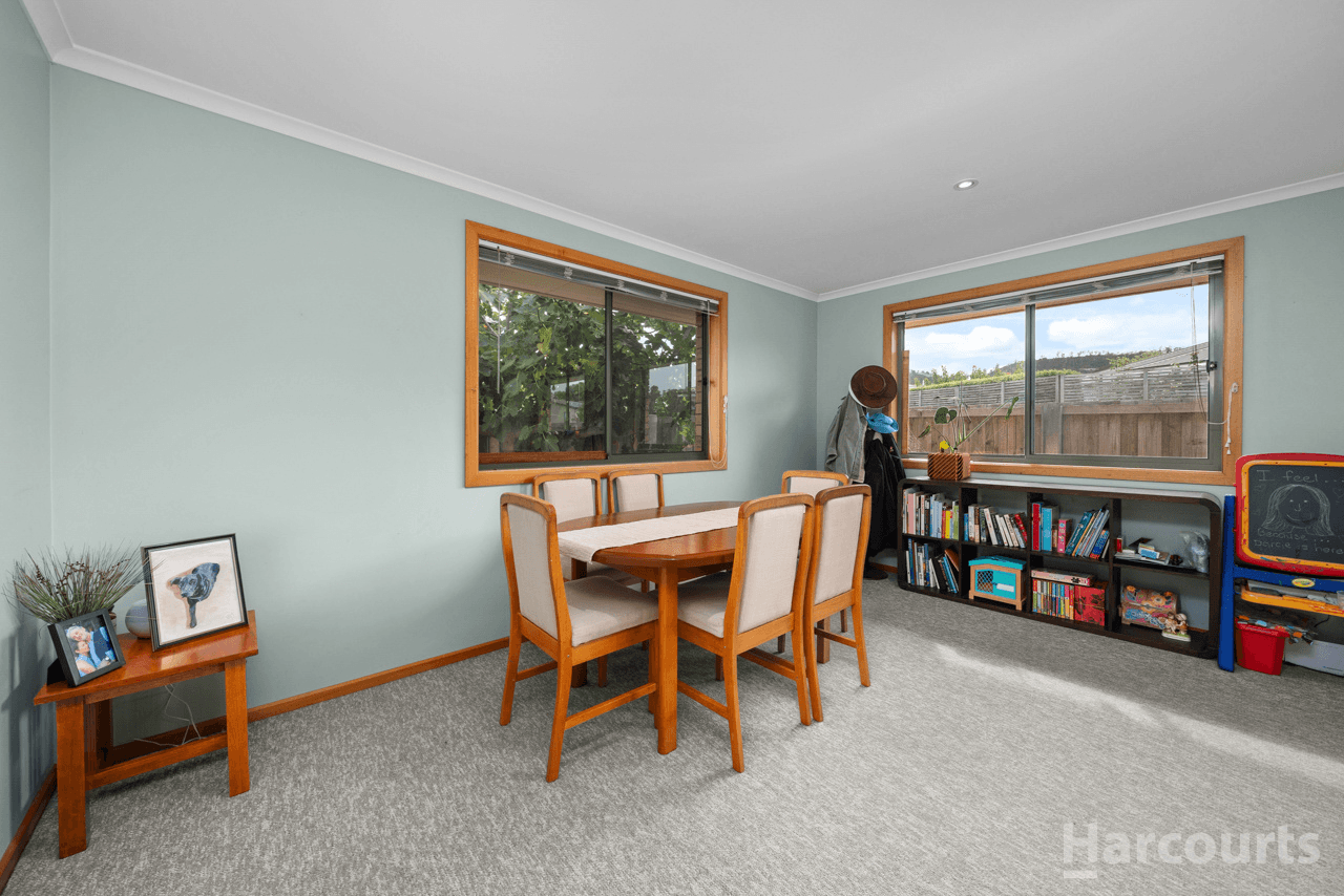 11 Parsonage Place, ROKEBY, TAS 7019