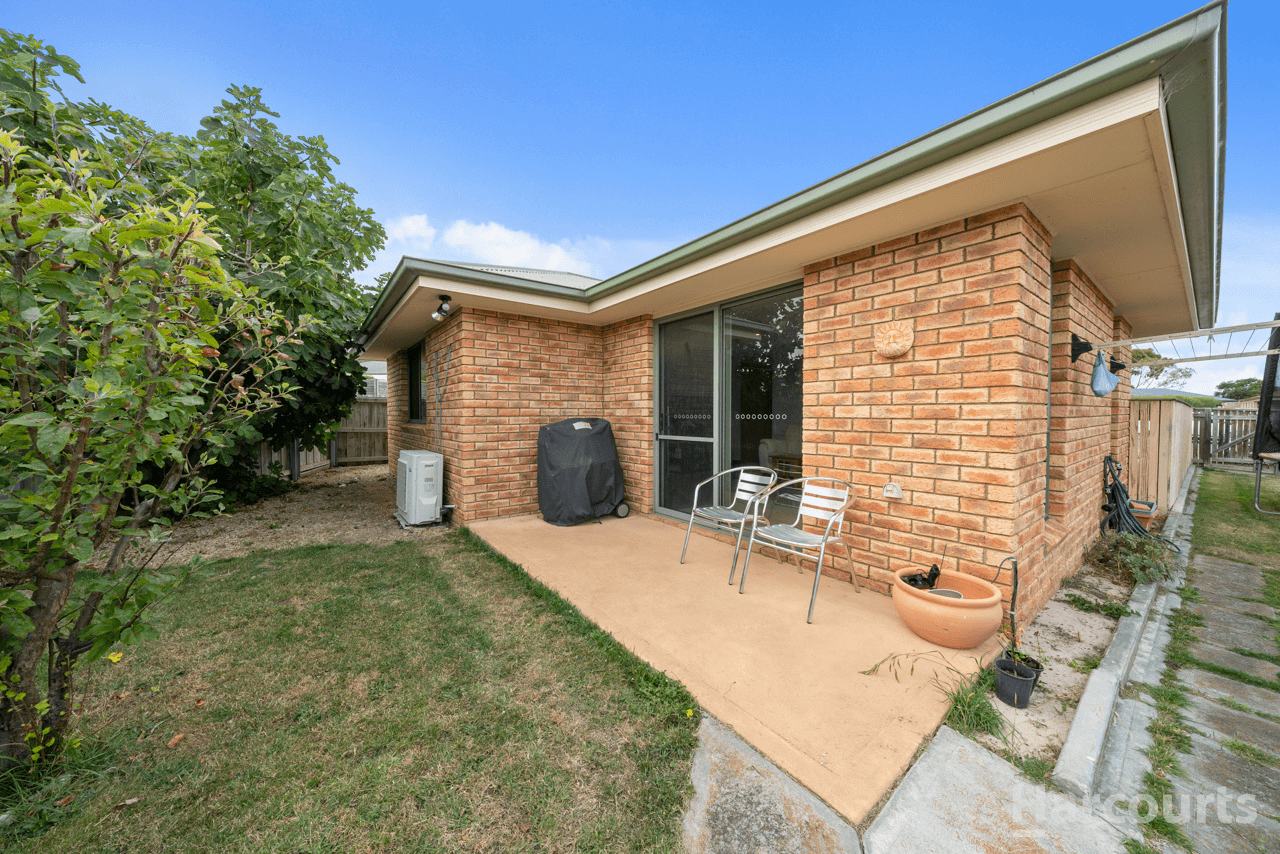 11 Parsonage Place, ROKEBY, TAS 7019