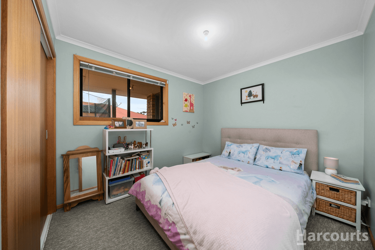 11 Parsonage Place, ROKEBY, TAS 7019