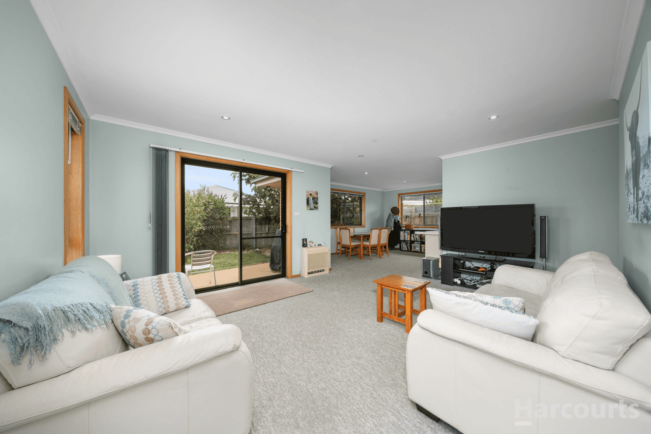 11 Parsonage Place, ROKEBY, TAS 7019