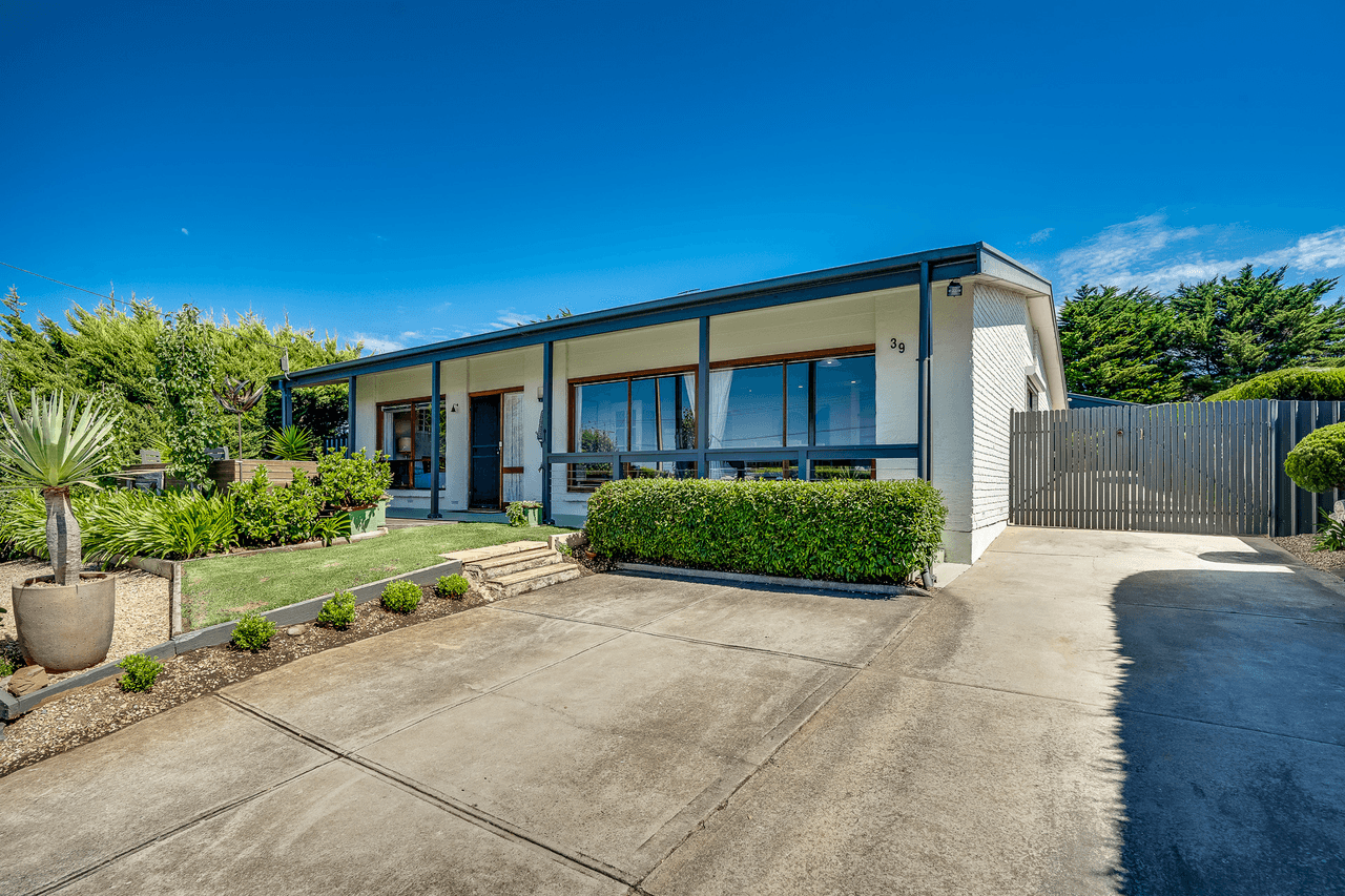 39 Cudmore Road, MCCRACKEN, SA 5211