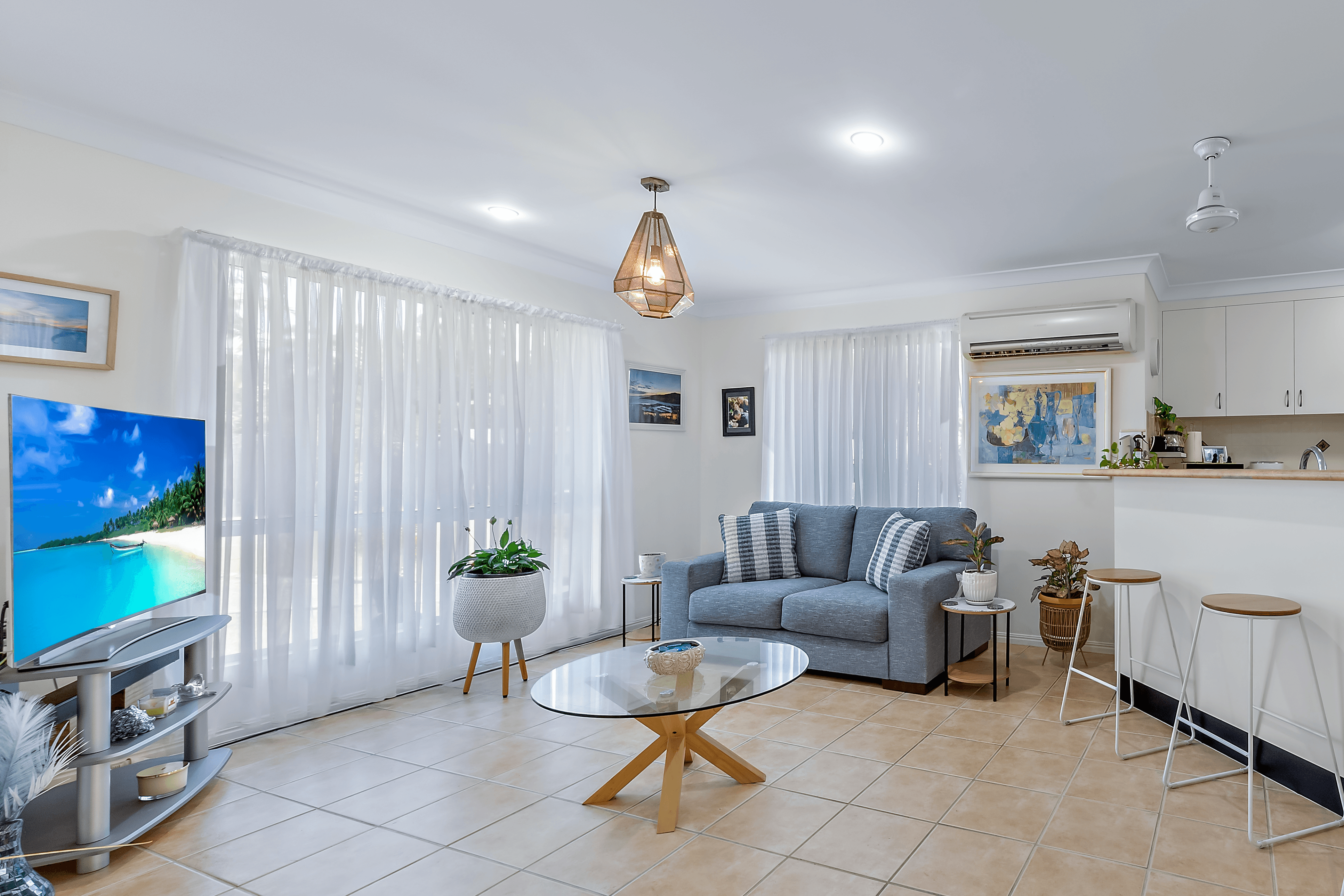 1/20 Banksia Court, CANNONVALE, QLD 4802